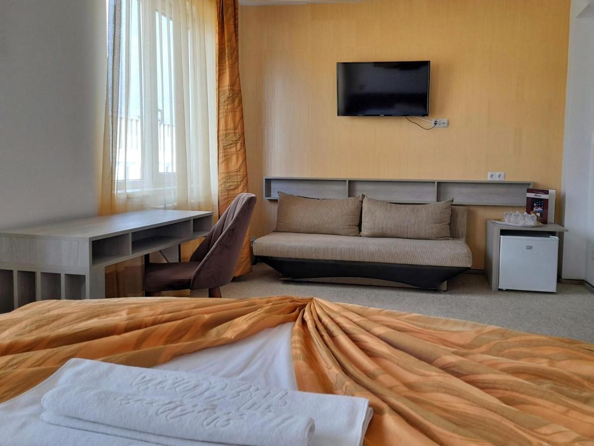 Hotel Alexis Клуж-Напока Экстерьер фото