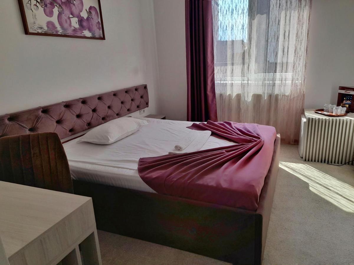 Hotel Alexis Клуж-Напока Экстерьер фото