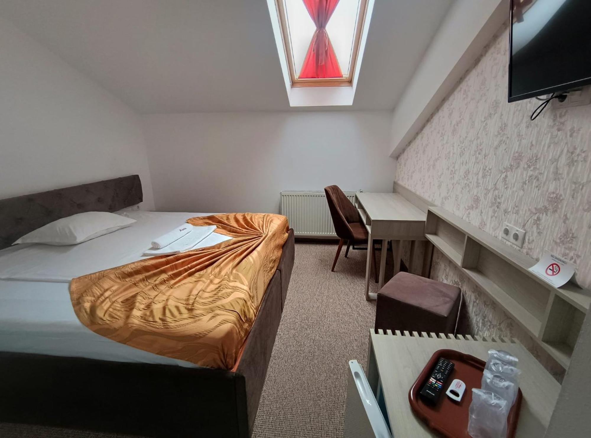 Hotel Alexis Клуж-Напока Экстерьер фото