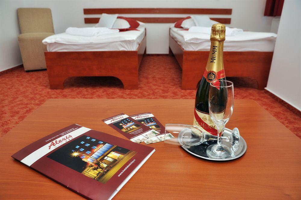 Hotel Alexis Клуж-Напока Экстерьер фото